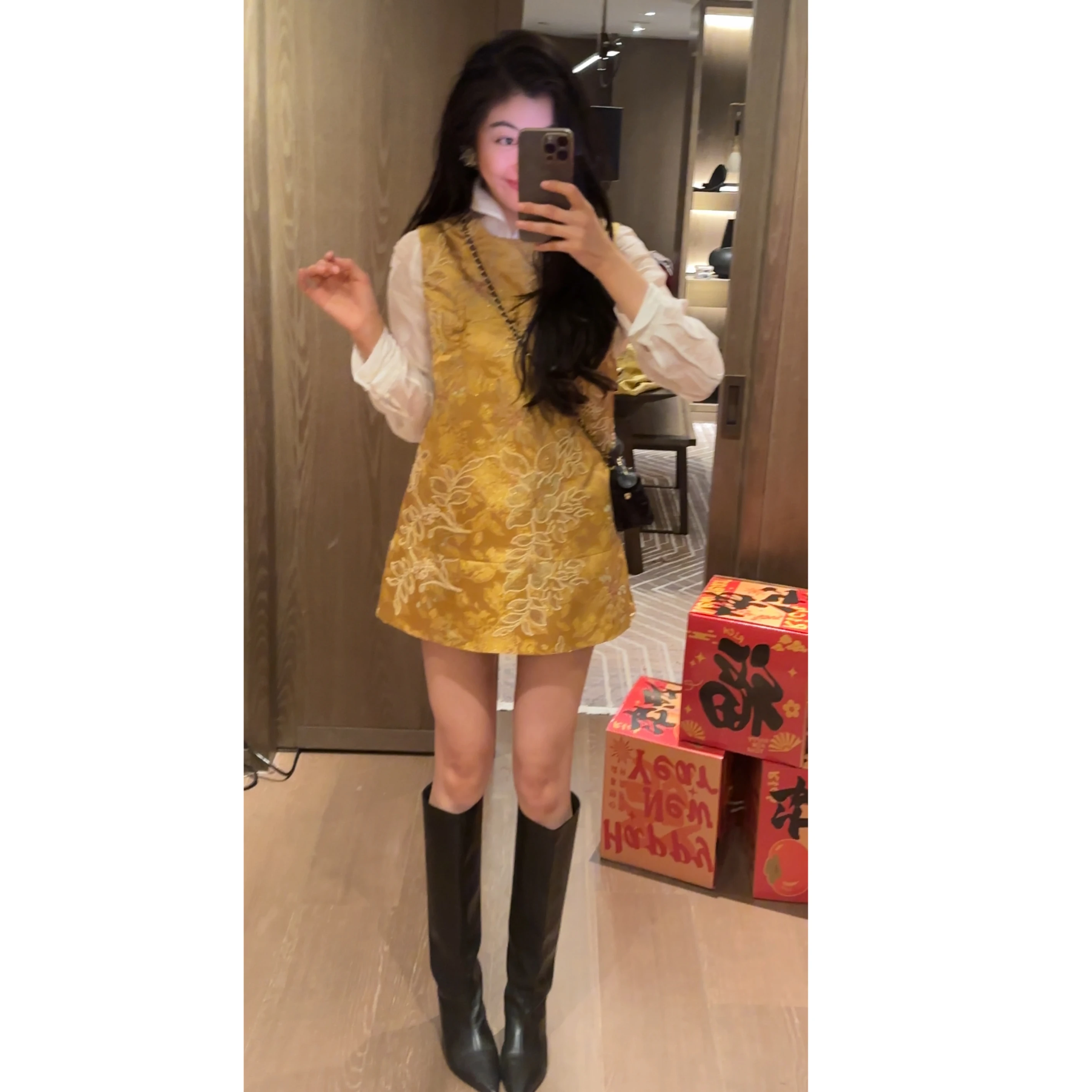 

Новое женское праздничное платье для Нового года 2026 года, весеннее, красное, в китайском стиле, с вышивкой, пайетками и тяжелой отделкой, для торжественных мероприятий