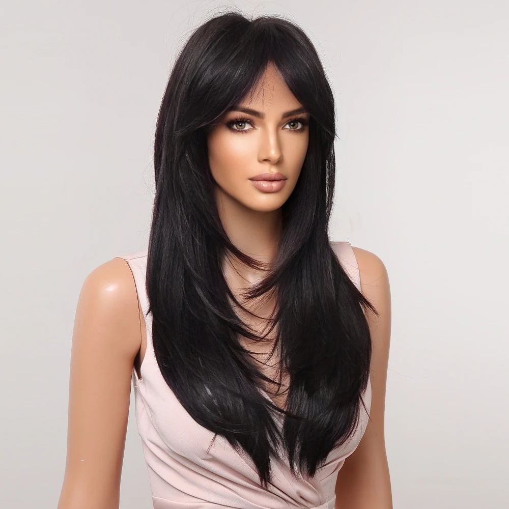 باروكات صناعية ذات طبقات سوداء مع غرة، شعر مستعار طويل طبيعي مفرود للنساء يستخدم الحفلات اليومية، ألياف مقاومة للحرارة