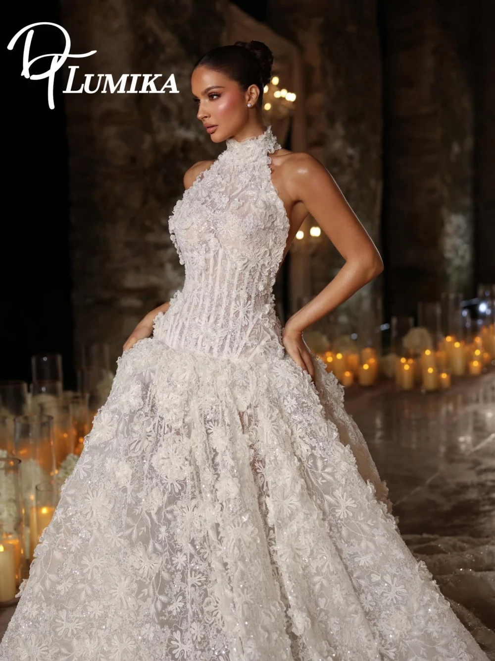 

Exquisite 3D Floral Lace Ball Gown Wedding Dress 2026 Regal Halter Neck Open Back Sheer Train Sleeveless Bridal Gown Vestidos De