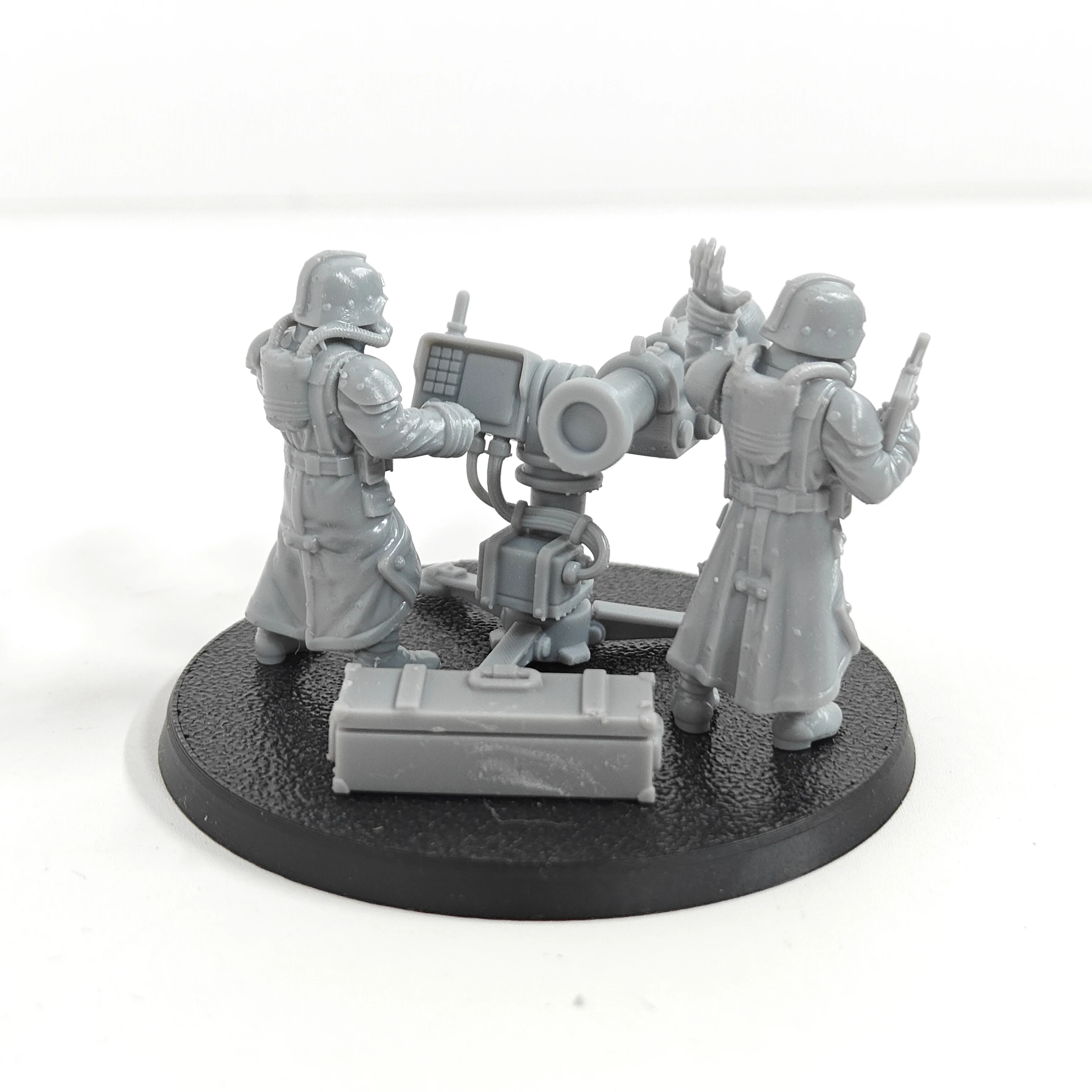 Garage Kits Table Top Miniatures Battle Weapons Crew (portable missile) resin kits figure unpainted miniatures  KT647