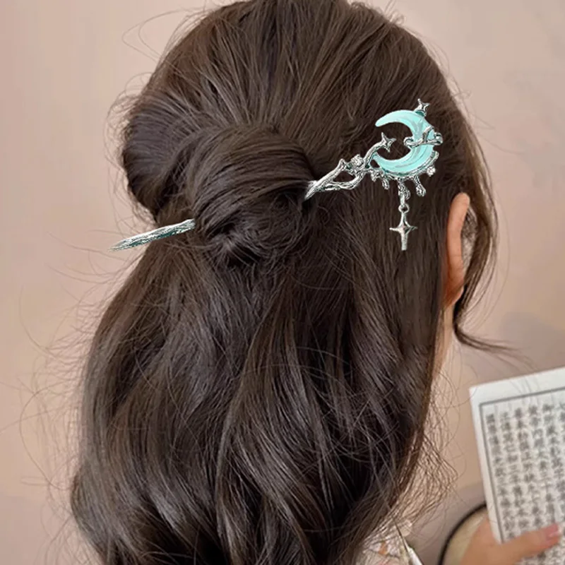 Women's Hair Stick New Chinese Style Bridal Party Ornament Elegant Moon Star Tassel Hairpin for Hanfu Cheongsam Jewelry
