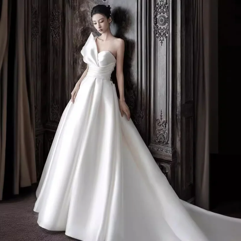 

Korean Style Satin Simple Light Wedding Dress New Small Bride Outing Reception Travel Photography Forest Style