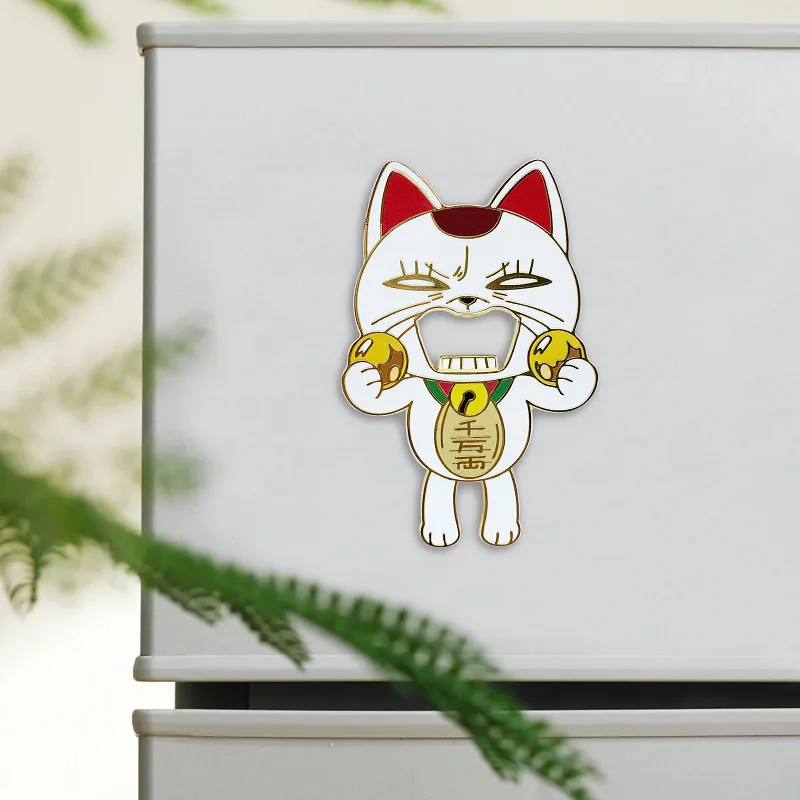 جديد أنيمي Dandadan توربو الجدة شارة معدنية لاكي القط فتاحة الزجاجات تأثيري الدعائم المغناطيسي مغناطيس الثلاجة جمع هدية عيد ميلاد