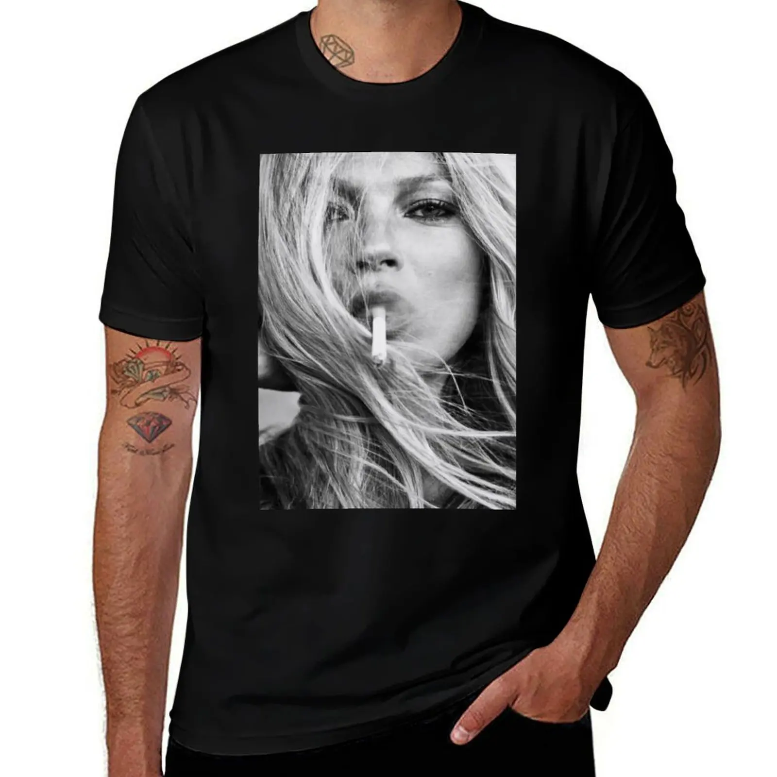 

Smoking Kate T-Shirt Independence Day Short Sleeve T-Shirt