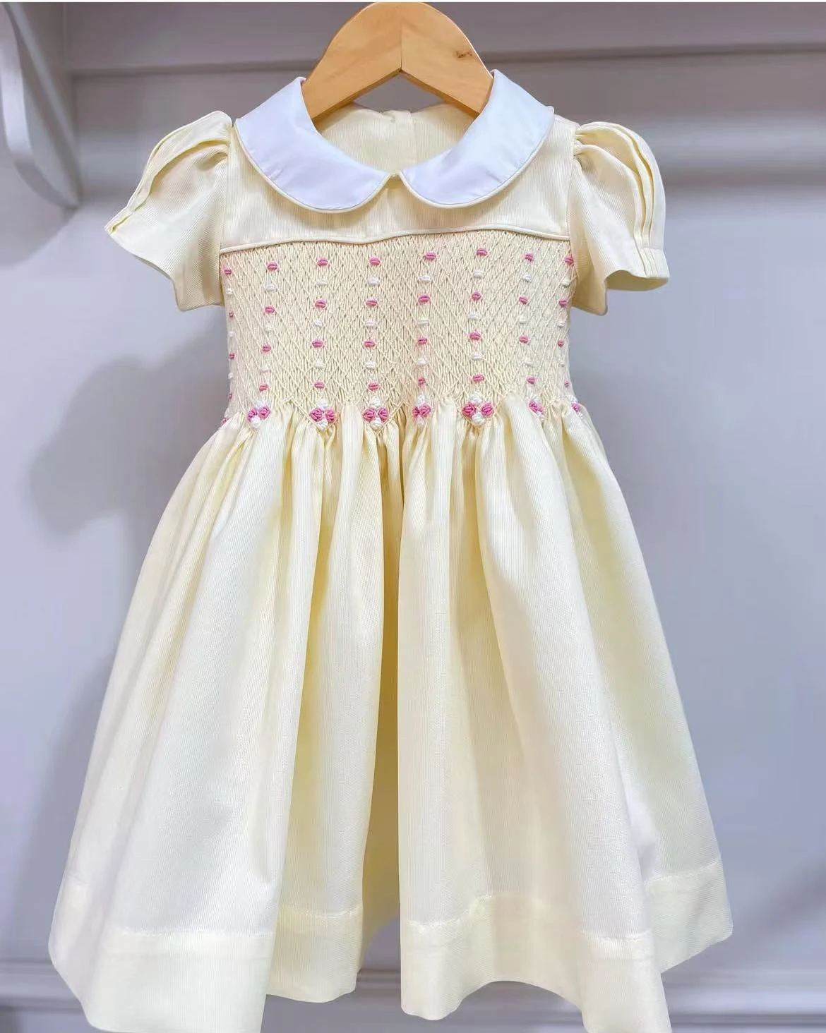 1-12Y Baby Girl Summer Handmade Embroidery Yellow Smocked Dress for Birthday Holiday Photography Eid Casual