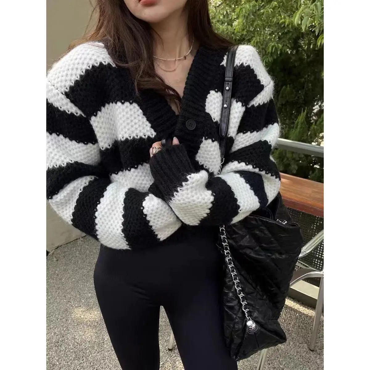 

Striped Colorblock Knit Sweater for Women 2025 Autumn/Winter New Fashion Casual Short Cardigan Top