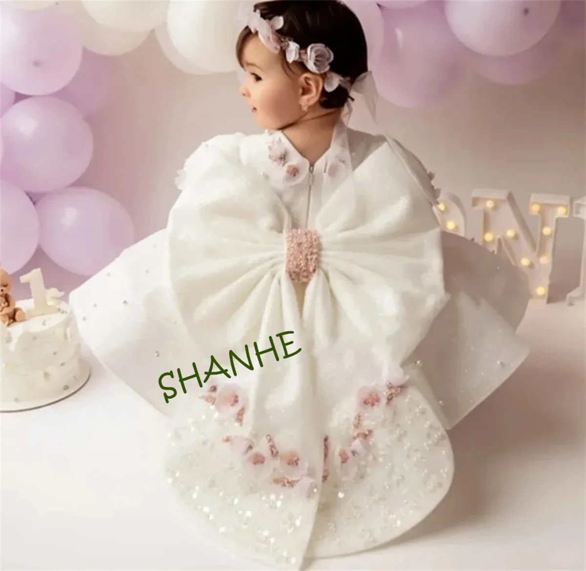 

Customized Ivory Flower Girl Dresses For Wedding Beading Pearls Short Sleeves Lovely Toddler Birthday Party Banquet Ball Gown