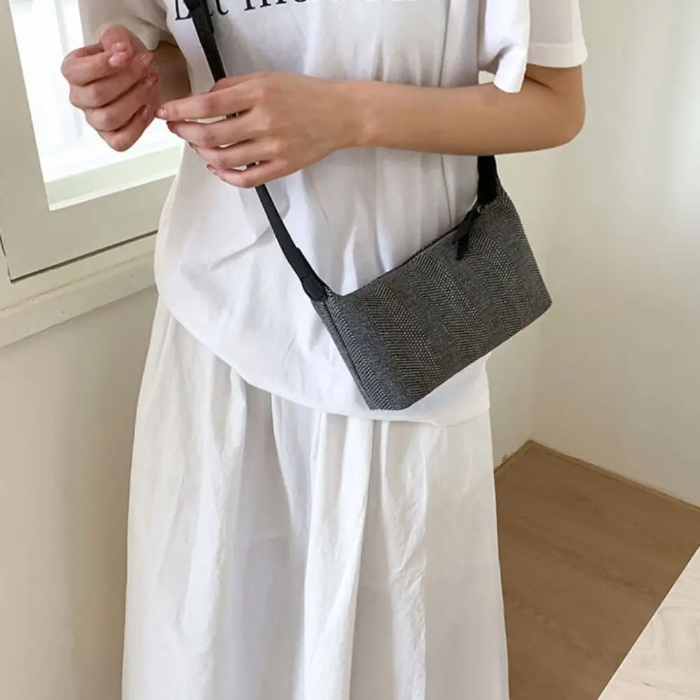 

Ins Large Capacity Hobo Bag Korean Style Solid Color Dumpling Bag Crossbody Bag Fashion Design Handbag Office Worker