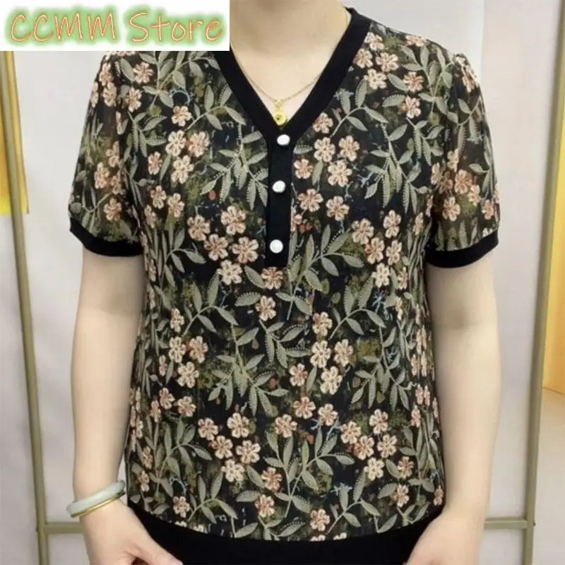 

Stylish Broken Flowers Printed T-shirt Casual V-Neck Button Summer Short Sleeve Women's Clothing Vintage Spliced Pullovers