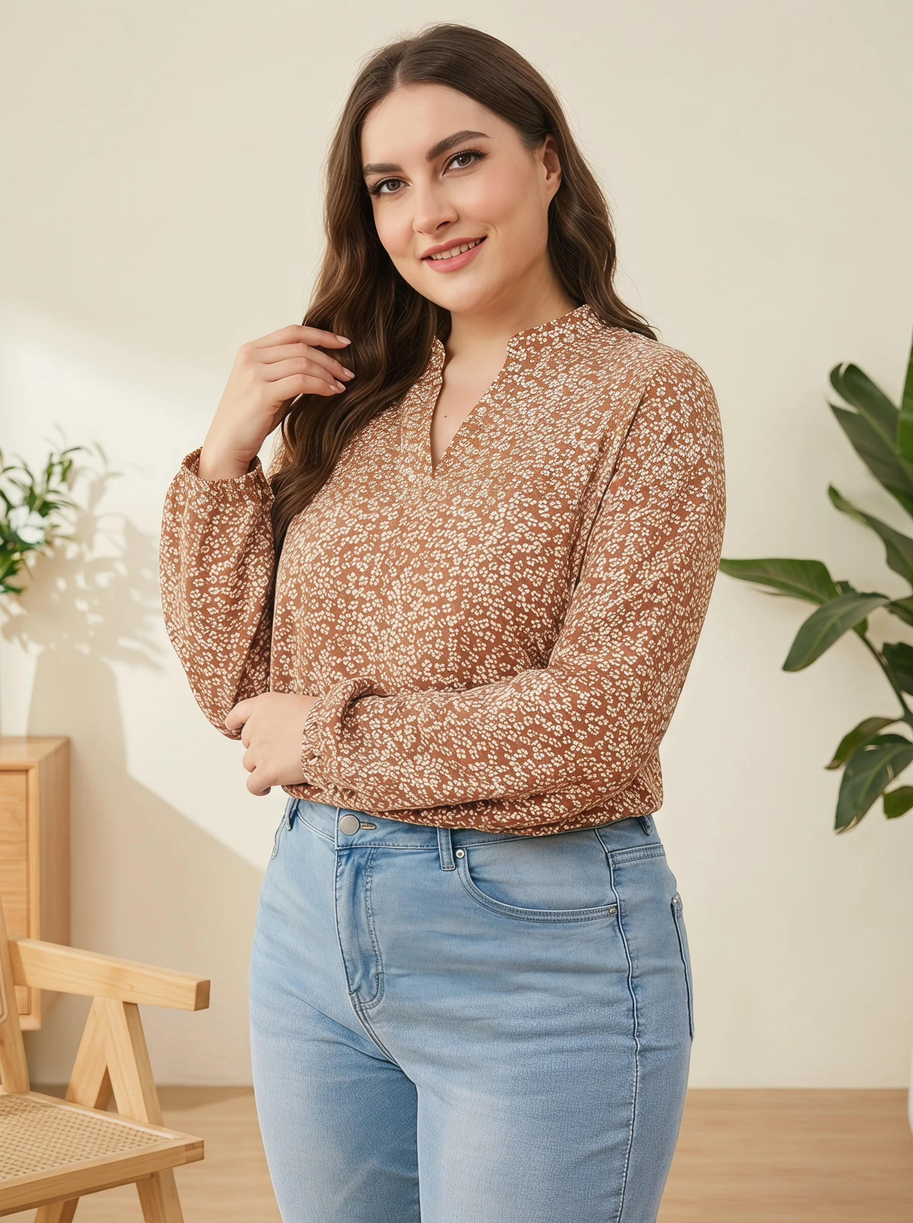 Blusa Túnica Floral Talla Grande Mujer Cuello V - close-up view