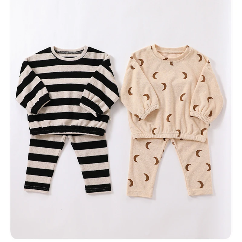 European Style Baby Boys Girls Printed Suit Toddler Baby Striped Set Boys Long Sleeves Top+Pants 2pcs Loose Baby Casual Set