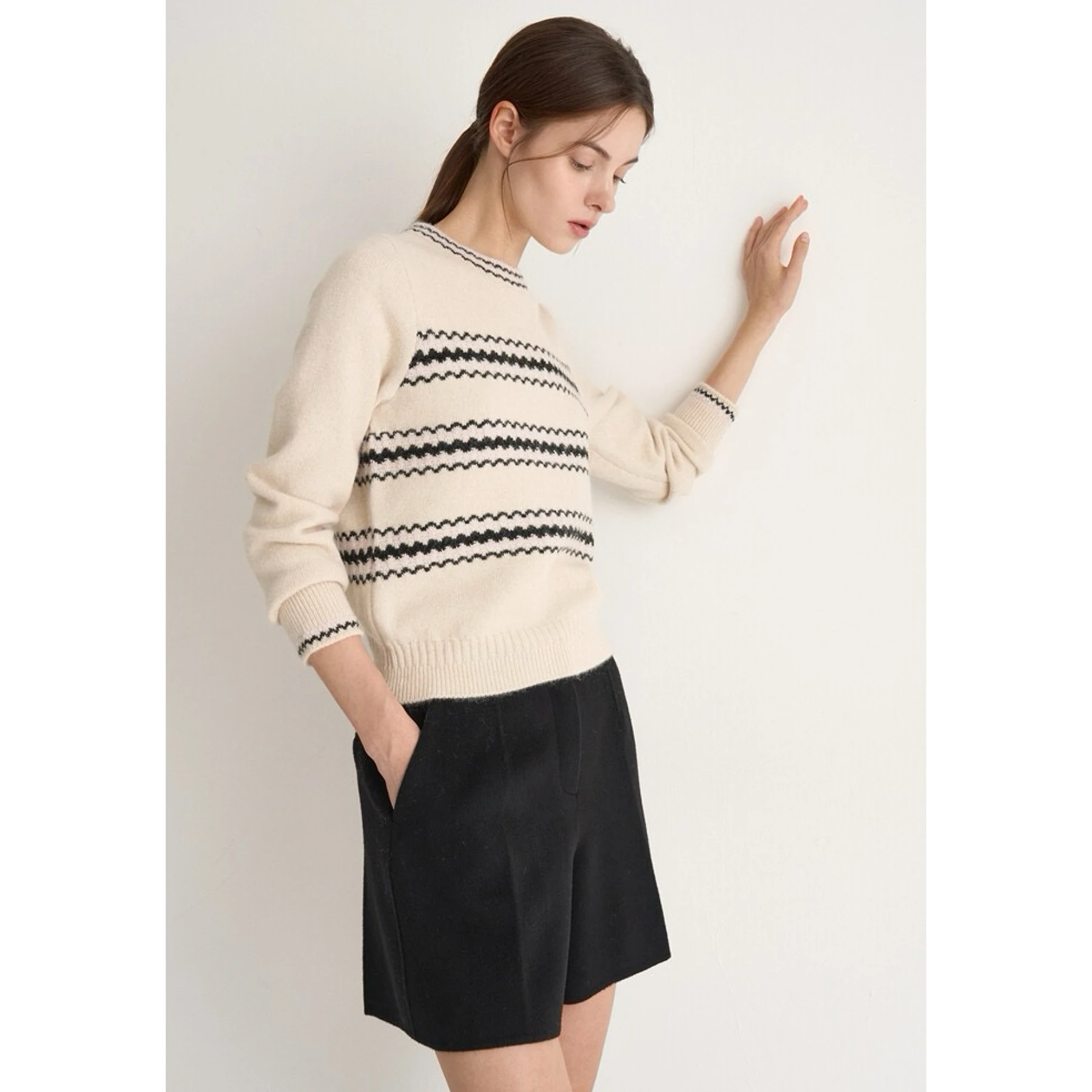 Fashionable round Neck Wave Stripe Slim Fit Woolen Knitted Sweater Lemon Cheese MIN25 Winter Versatile Style Commute Wind
