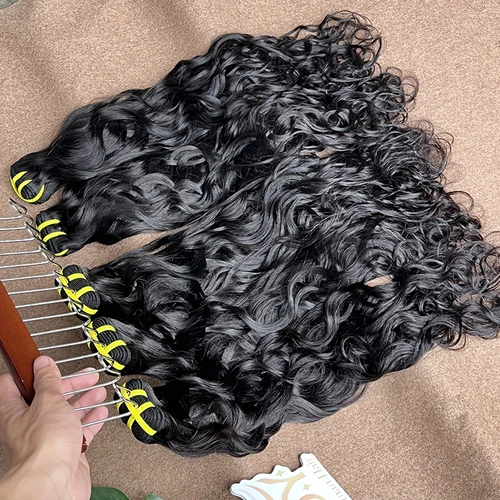 Imagen 2 del producto Extensiones de cabello humano crudo ondulado Natural de grado 15A que tejen paquetes de cabello virgen crudo 100% vietnamita sin procesar cabello rizado Natural