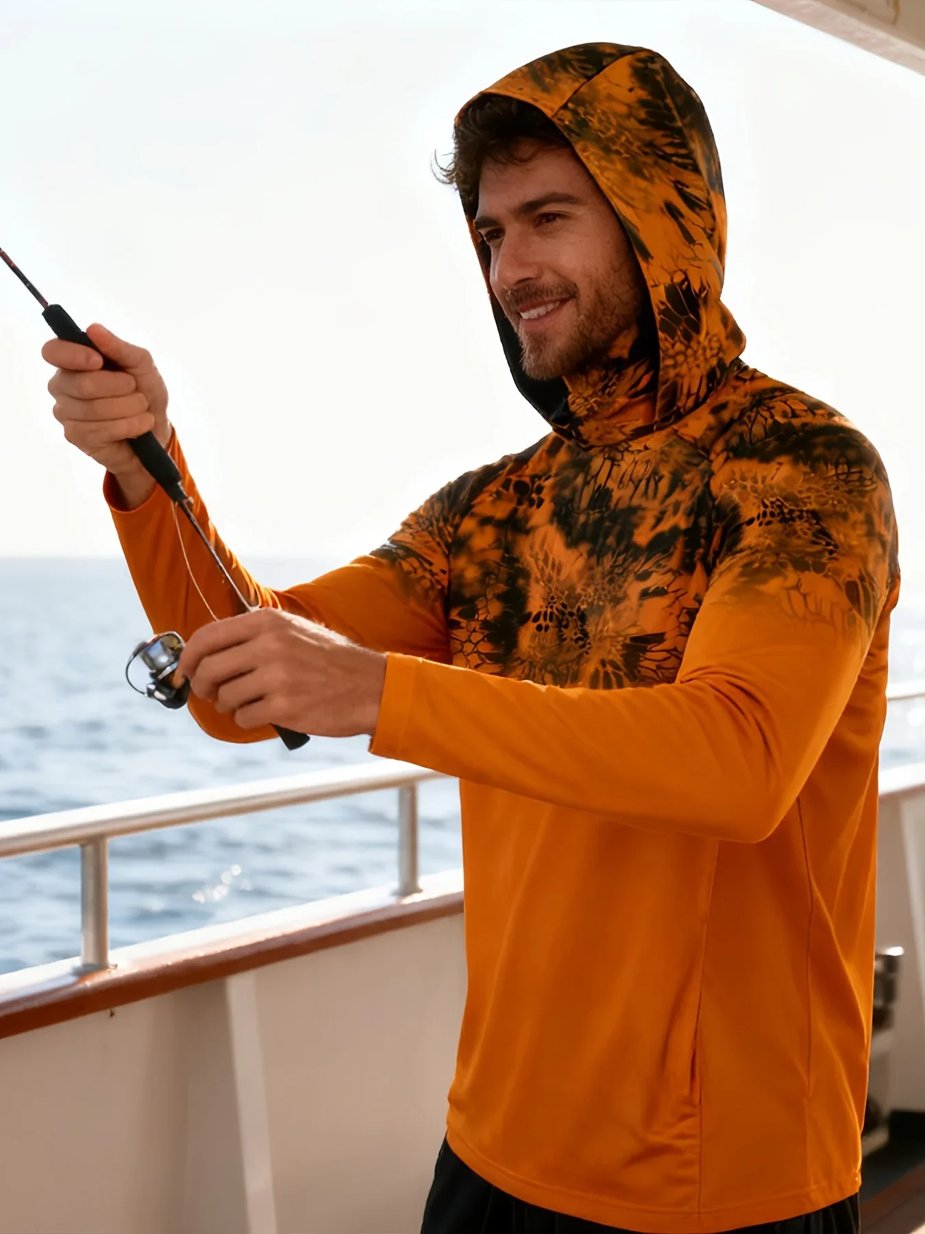 Outdoor Fishing Shirt Men Tie‑Dye Camouflage Hoodie With Face Cover Sun‑Protective Quick Dry Long Sleeve Fishing Wear Tops