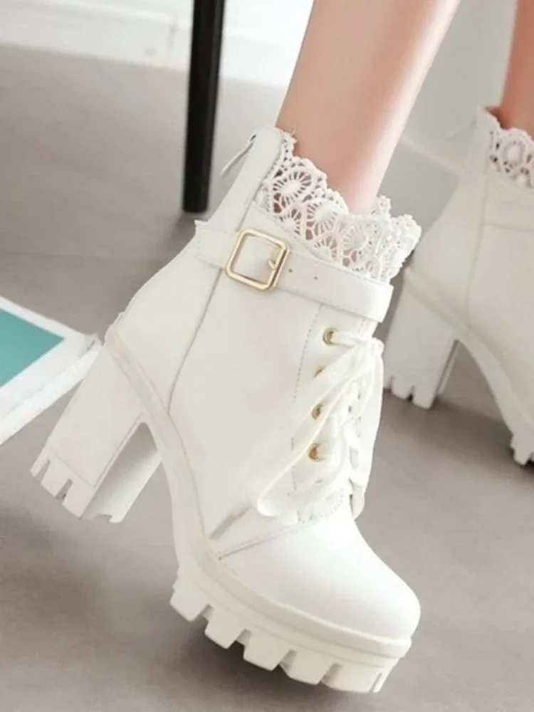 2024 Great Quality Block High Heels Women Ankle Boots White Shoes Lace Decor Lace Up Chunky Heeled Fashion Platform Boots Verclo