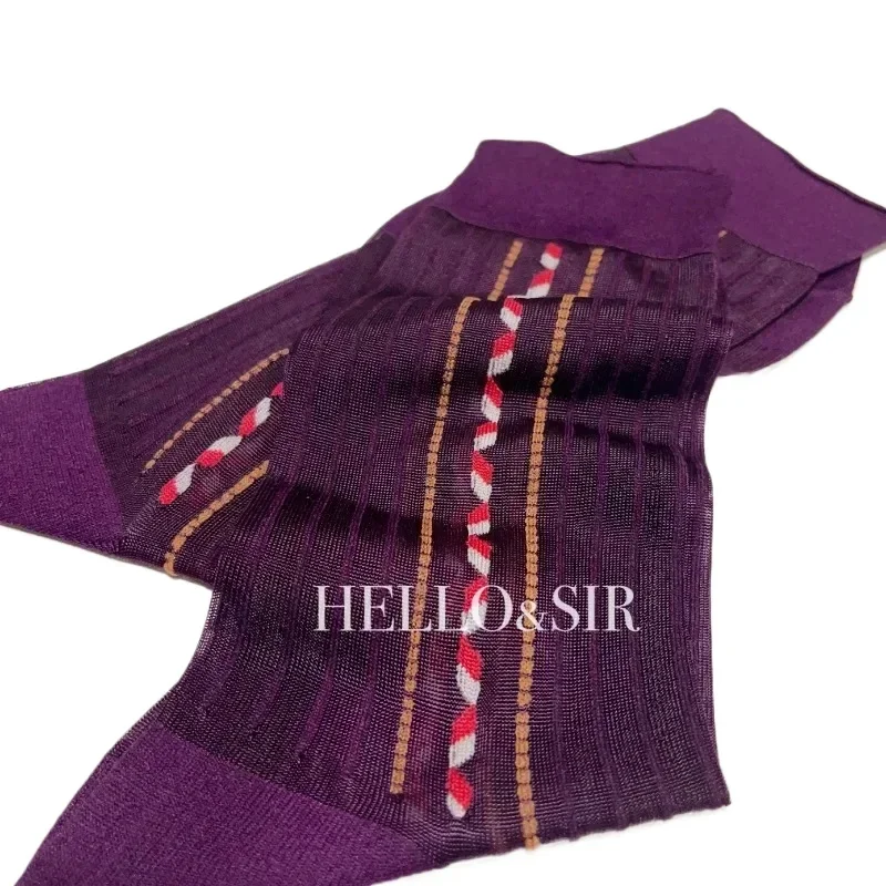Nuevos calcetines Vintage para hombre, calcetines clásicos de negocios, uva, púrpura, negro, azul, marrón, gris, Jacquard sólido, calcetines de tubo a rayas transparentes