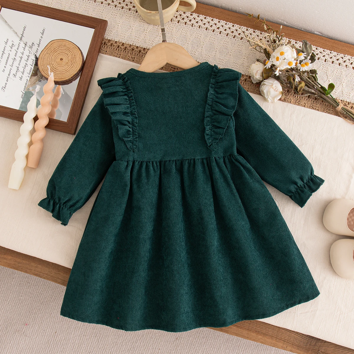 Frühling und Herbst Neues Blumenbesticktes Baby-Mädchenkleid Süße Kinderkleidung mit langen Ärmeln (6 Monate - 3 Jahre) – Detail 4