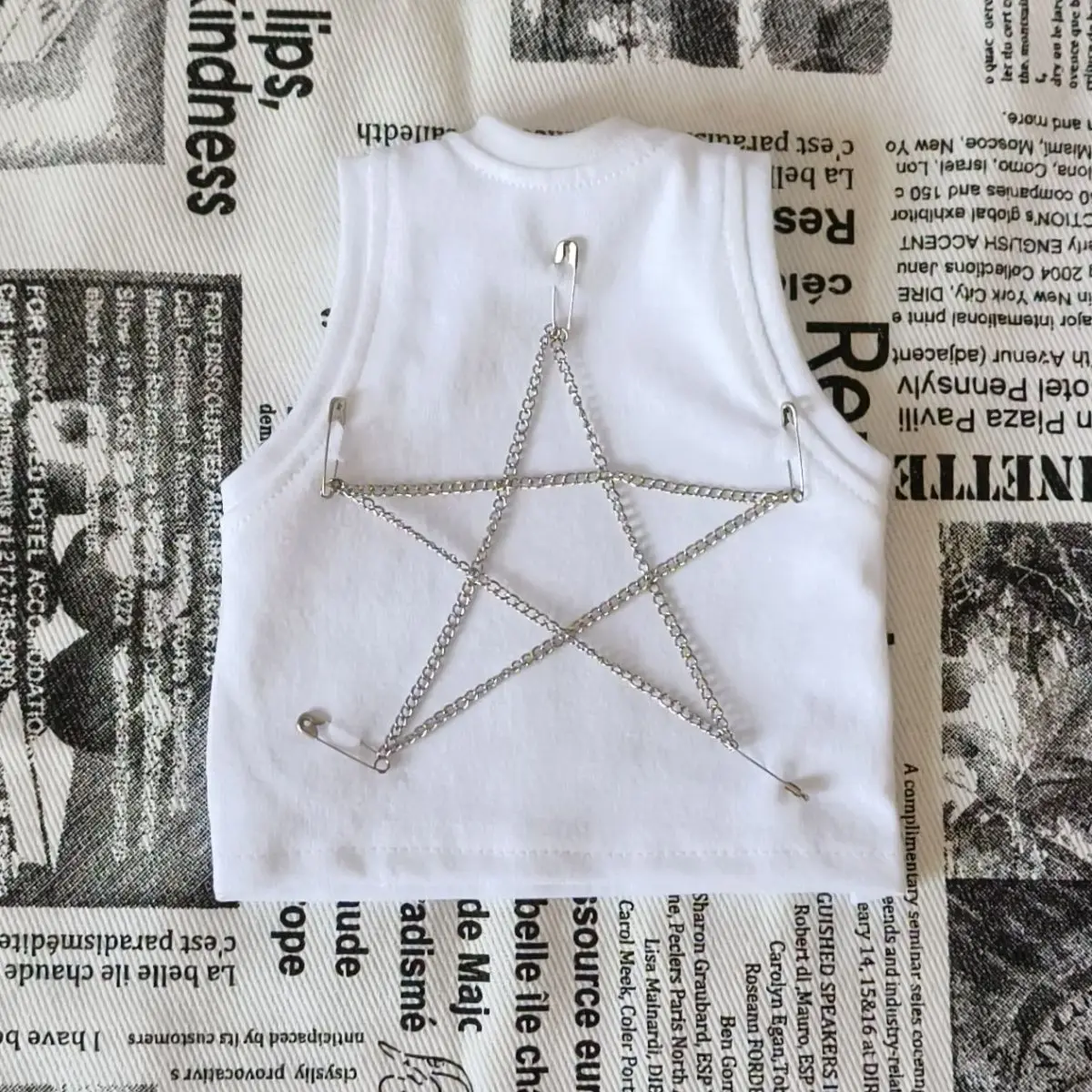 BJD 4-teiliges Set aus ärmelloser Weste mit schwarzer oder weißer Kette, personalisierte Arbeitshosen und Mütze mit Kette, vielseitig einsetzbar für Männer und Frauen