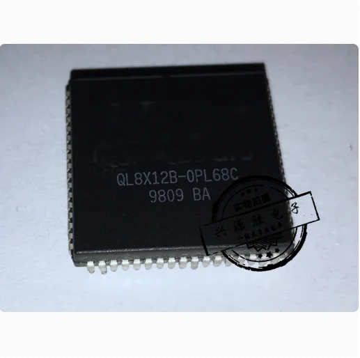 IC NEW 100%   QL8X12B-0PL68C  PLCC68    Brand new genuine product