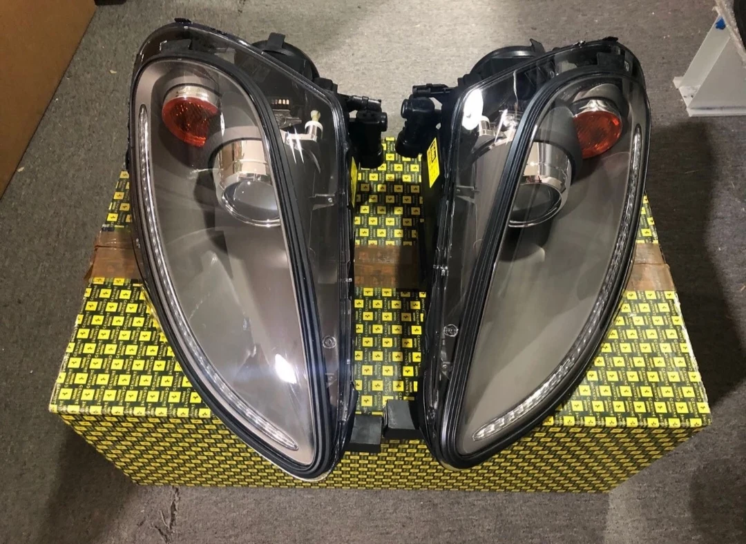 Original Factory High Quality White Light Headlights for Ferrari F430 Second-Hand Dismantled Parts Kit Carrozzeria Body Kit