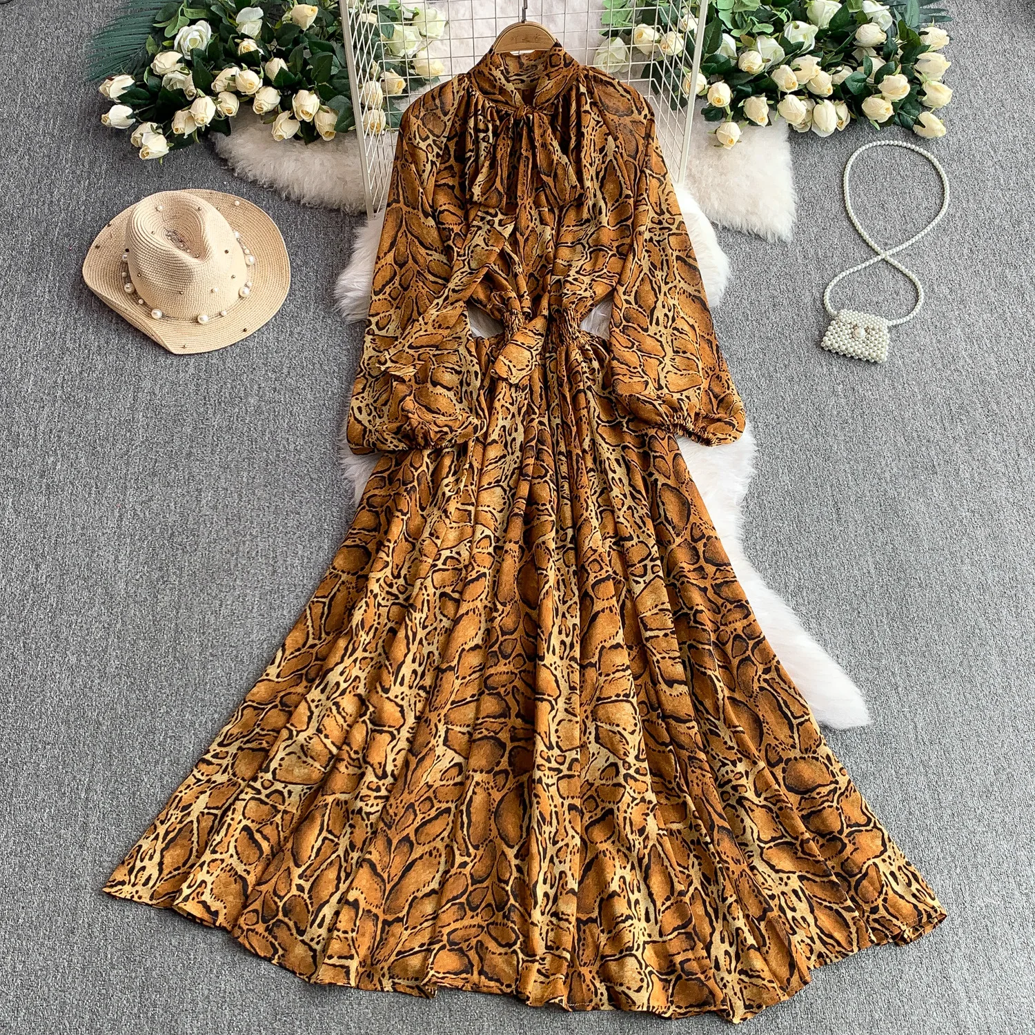 

2025 Holiday Retro Leopard Print Dress Lace-up V-neck Lantern Sleeve Dresses Women's Summer Elastic Waist Boho Beach Long Dress