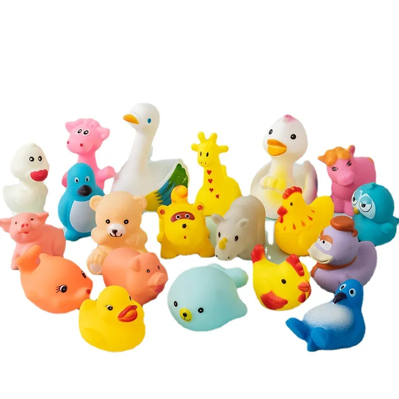 Baby Cute Animals giocattolo da bagno giocattoli per l'acqua di nuoto galleggiante in gomma morbida Squeeze Sound bambini Wash Play regalo divertente