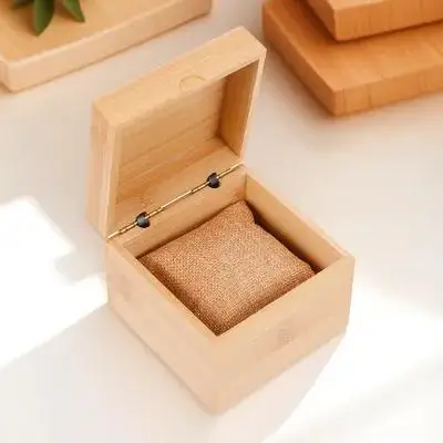 

Bamboo Watch Box Storage Case Men Bracelet Holder Organizer Durable Smooth Wooden Boxes Portable Travel Protect Dust Scratches