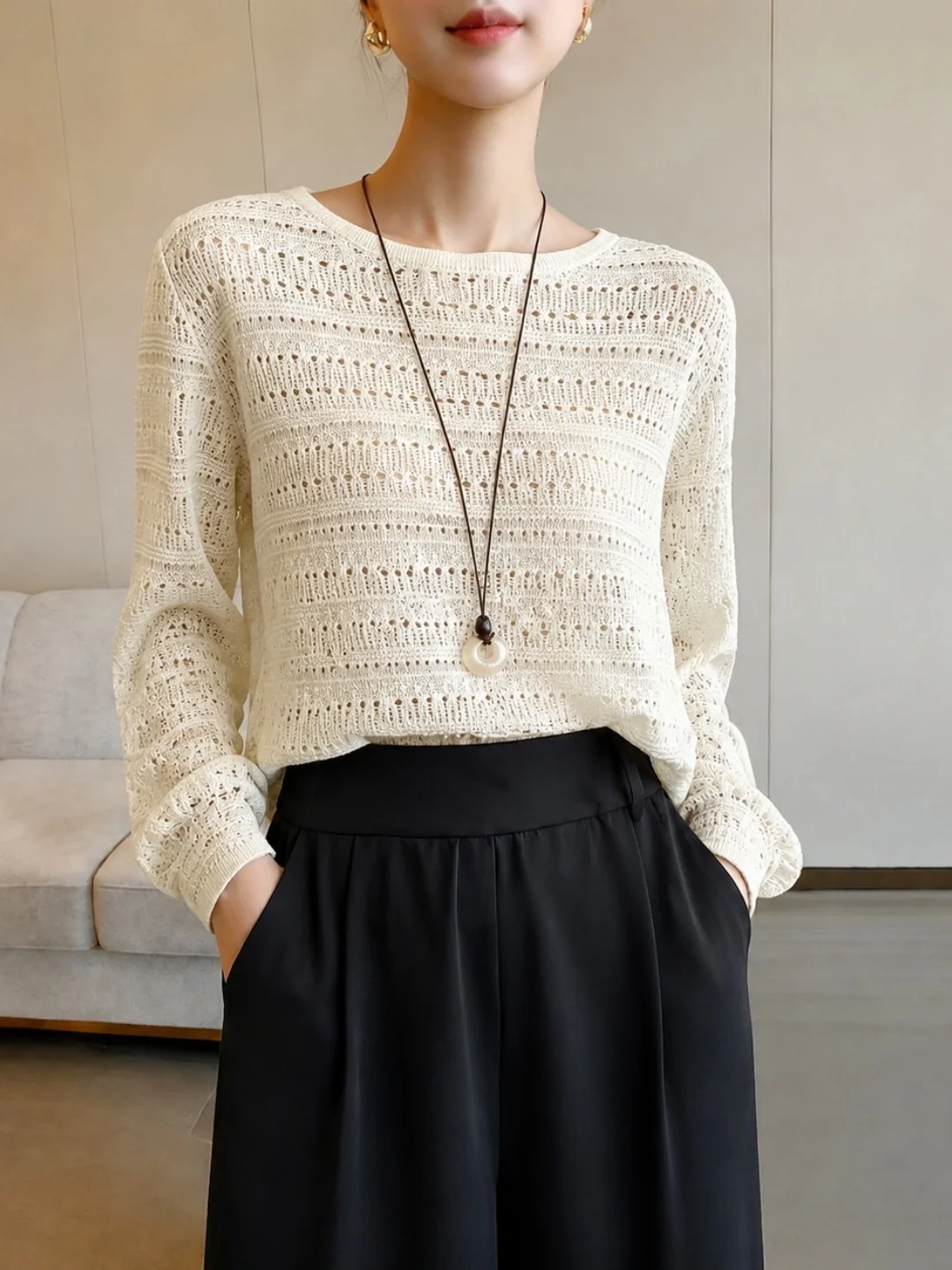 Ladies' Fashionable Lazy Style Hollow out Knitwear Long Sleeve Comfortable Top New Design Autumn 2026 Soft Korean Straight Cut
