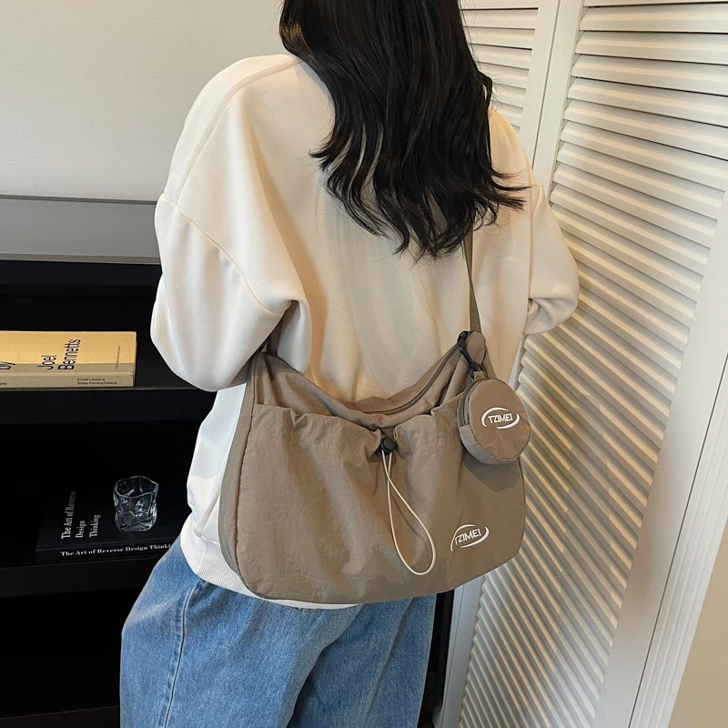 

TZM6716 Ins Niche Versatile Single Shoulder Crossbody Bag 2025 Japanese Style Student Simple Sports Casual Commuter Bag