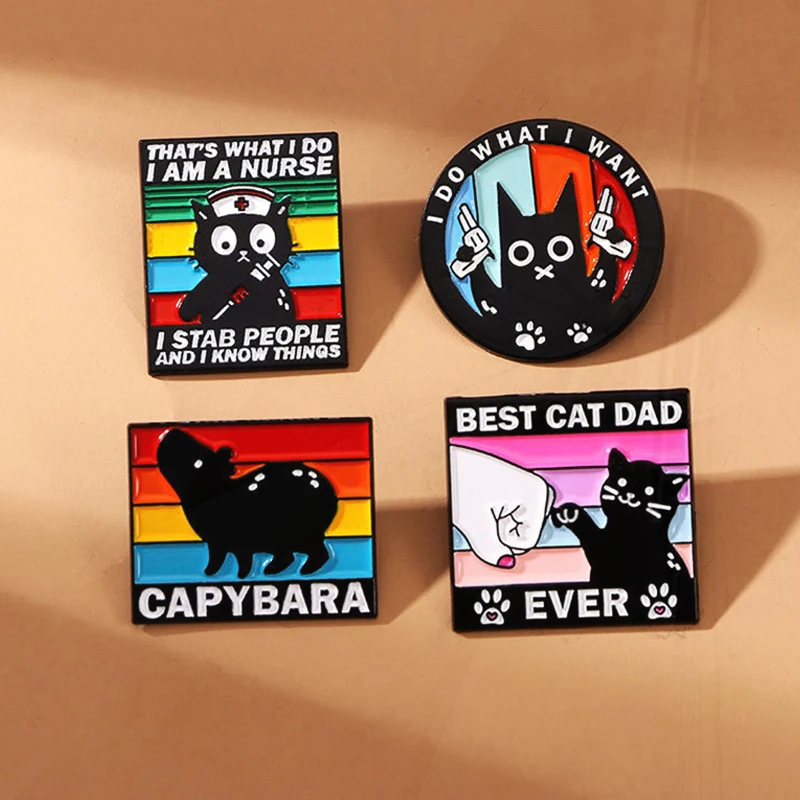 Jeringa de gato enfermera, pistola de mano, punzón, Capybara, insignia de Metal Animal creativo, alfileres Punk, regalo de joyería, Pin de gato negro arcoíris lindo, Doctor