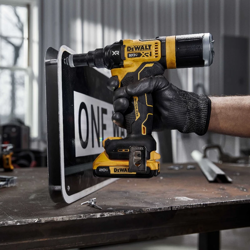 DEWALT DCF403 Brushless Cordless 3/16" 4.8MM Rivet Tool 20V Power Tools 10KN