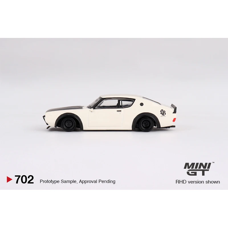 MINIGT-modelo de coche de juguete en miniatura, escala 1:64, LBWK Skyline, KPGC110, Kenmeri Liberty Walk, blanco fundido a presión, Diorama, Colección, 702