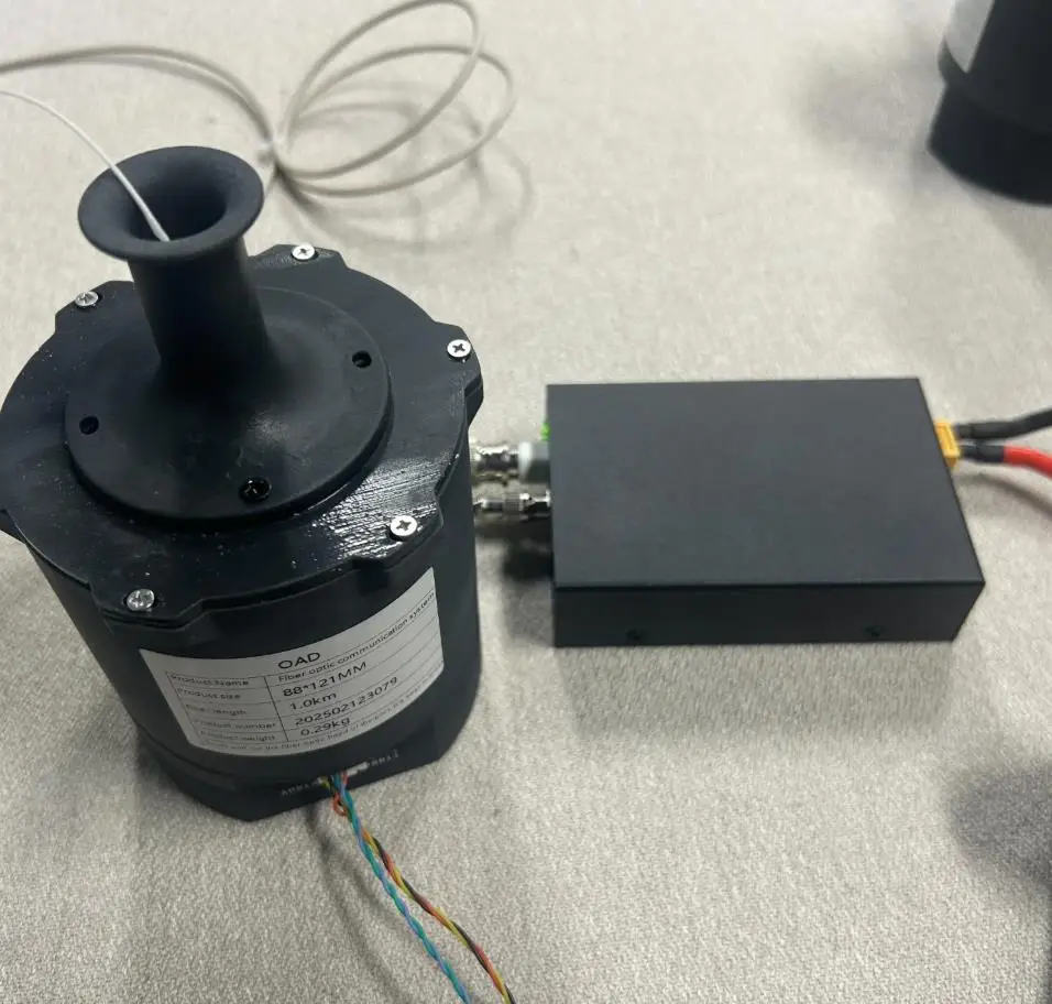 โมดูลรีเลย์ส่งสัญญาณภาพใยแก้วนำแสงสำหรับโดรน FPV RC ระยะ 2 กม. 3 กม. 5 กม. 10 กม. 15 กม. 20 กม. รองรับการส่งสัญญาณแบบใช้สาย