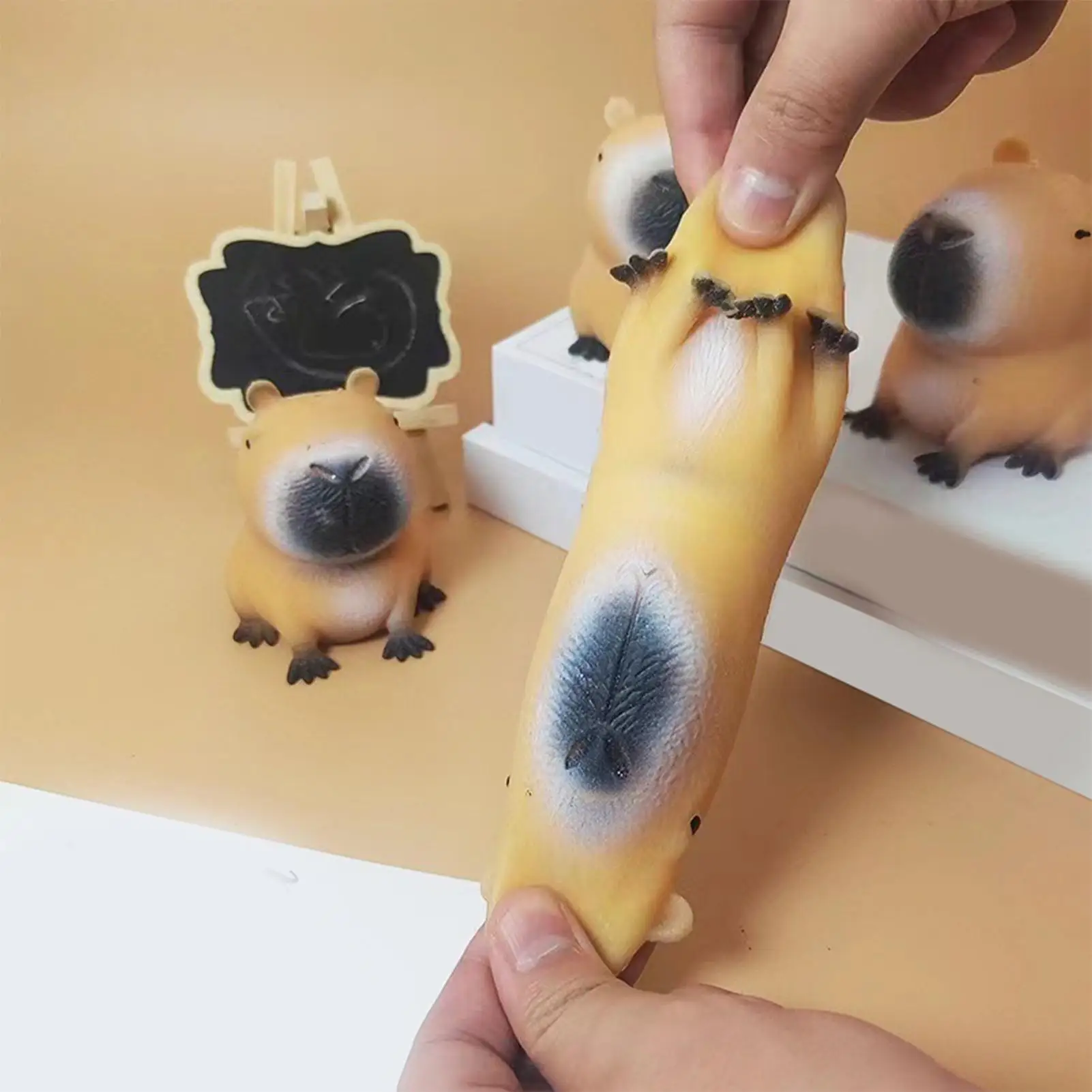 Capybara juguete para apretar de rebote rápido Kawaii Brown juguetes para apretar capibara de dibujos animados alivio del estrés descompresión n juguetes sensoriales adultos