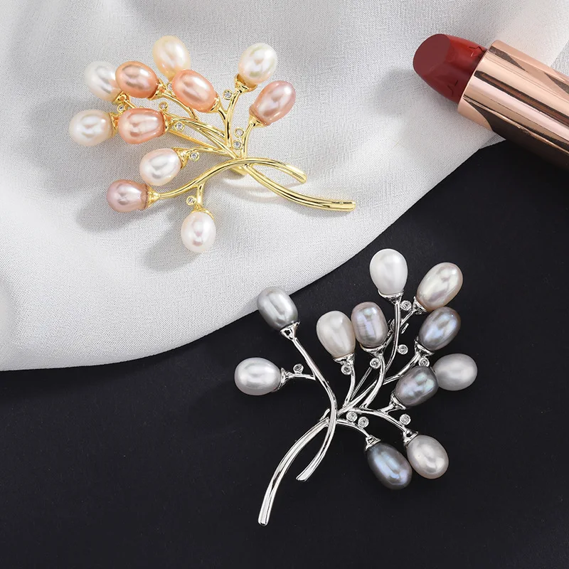 Fashionable Zircon Brooch Female Freshwater Pearl Bouquet Broochpins Elegant Natural Pearls Flower Suit Dress Women Accessories