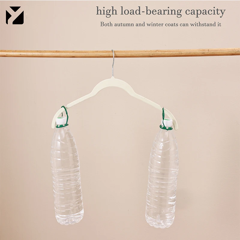 10/30/60Pcs 42cm Trendy Velvet Plastic Hangers for Women's Clothing, Flocked Hangers, Non-Slip and Won'T Fall Off, Protect Shoulders from Bulging, Won'T Damage Clothes, Very Attractive for Home and St image 4