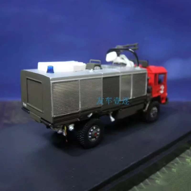 SAURER Resin 1:87 Scale Water Cannon Fire Truck Dispersal Vehicle Simulation Car Model Classic Souvenir Decoration Gift