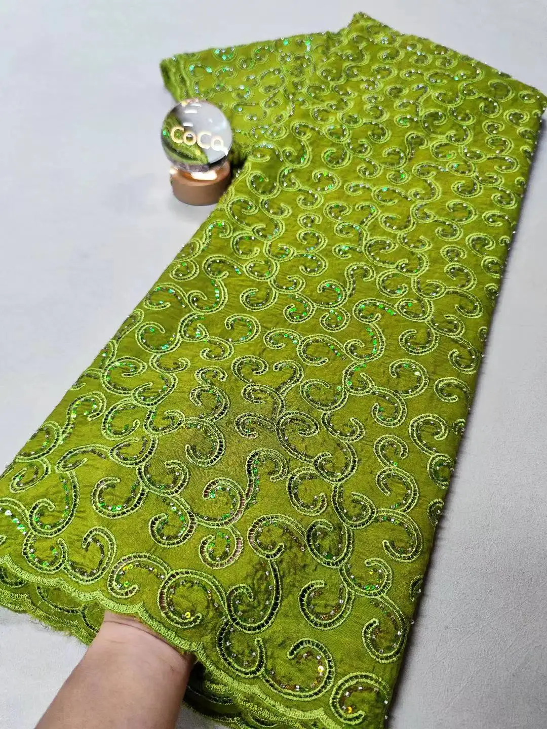 

2025 High-Quality Africa Nigerian Sequins Cotton Embroidery Lace Fabric Tulle for Wedding Party Dress Chiffon XL092 5Yards