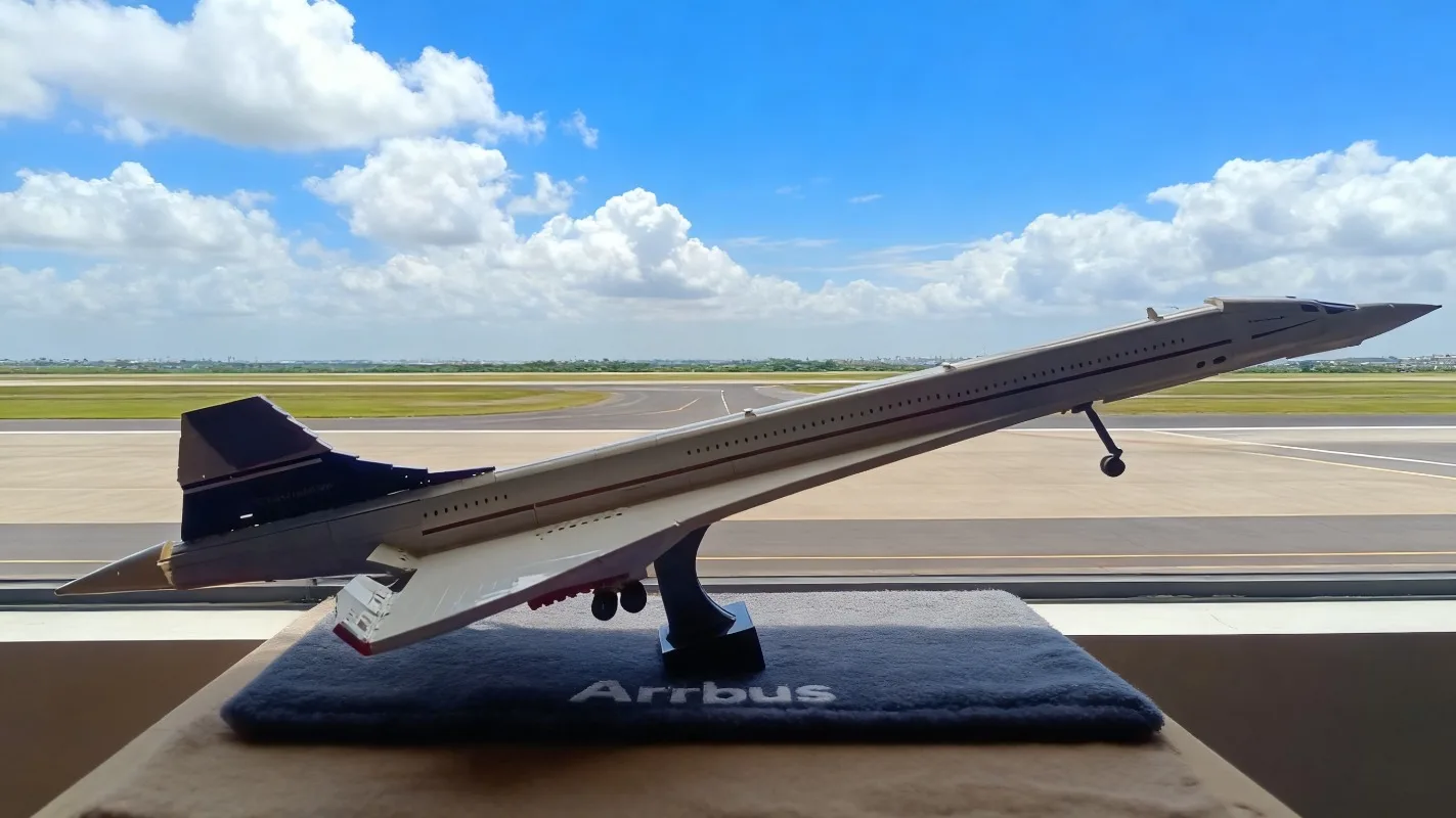 طقم بناء ايرباص كونكورد طائرة أسرع من الصوت نموذج مكوك الفضاء 10318 لعبة لهدايا عيد الميلاد حلي الأثاث الراقية