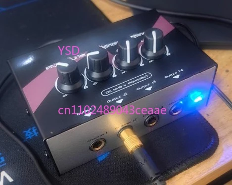 

MAR-H4 Ear 4-way Portable Split Headphone Splitter