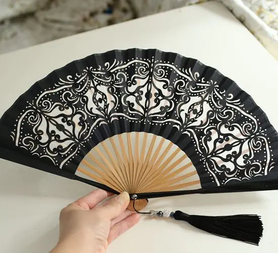 Hand gefertigte Retro-Falt fächer Damen Doppels chicht Xuan Papier Hohl muster Hand fächer Home Decoration Ornamente im japanischen Stil