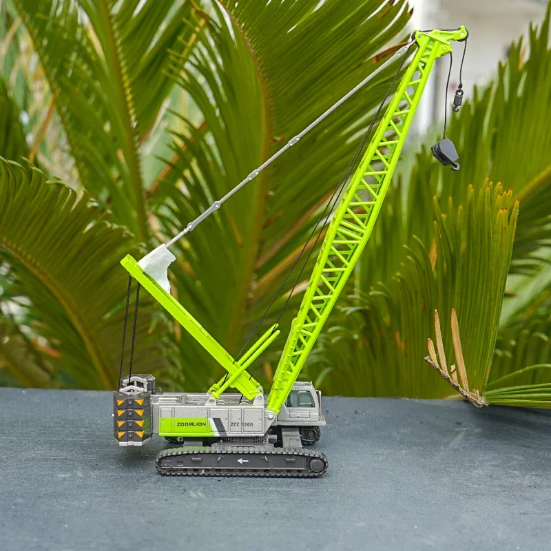 1:120 ZOOMLION ZCC1300 Crawler Crawler Crane Engineering Truck Model Diecast Toy Collectible Ornament Boys Toys