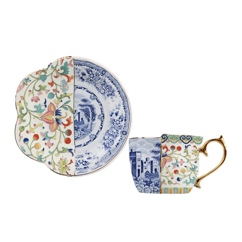 Set di tazze da caffè e piattini di lusso in stile britannico con Set di tazze da tè pomeridiano Cappuccino in ceramica dorata tazza leggera cina