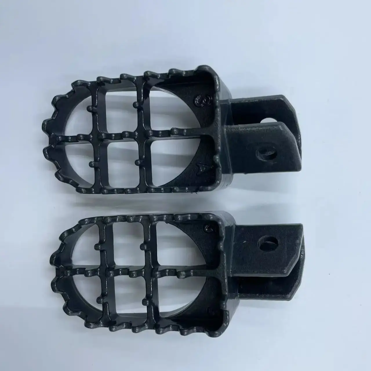 

Motorcycle Foot Pegs Rests Footpegs for Yamaha 81-12 PW50 83-06 PW80 00-03 TTR90 87-12 TW200 Motorbike Chinese Dirt Pit Bike