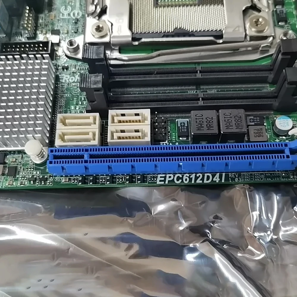 

Материнская плата рабочей станции LGA2011 Поддержка E5-1600/2600 v3/v4 DDR4 EPC612D4I