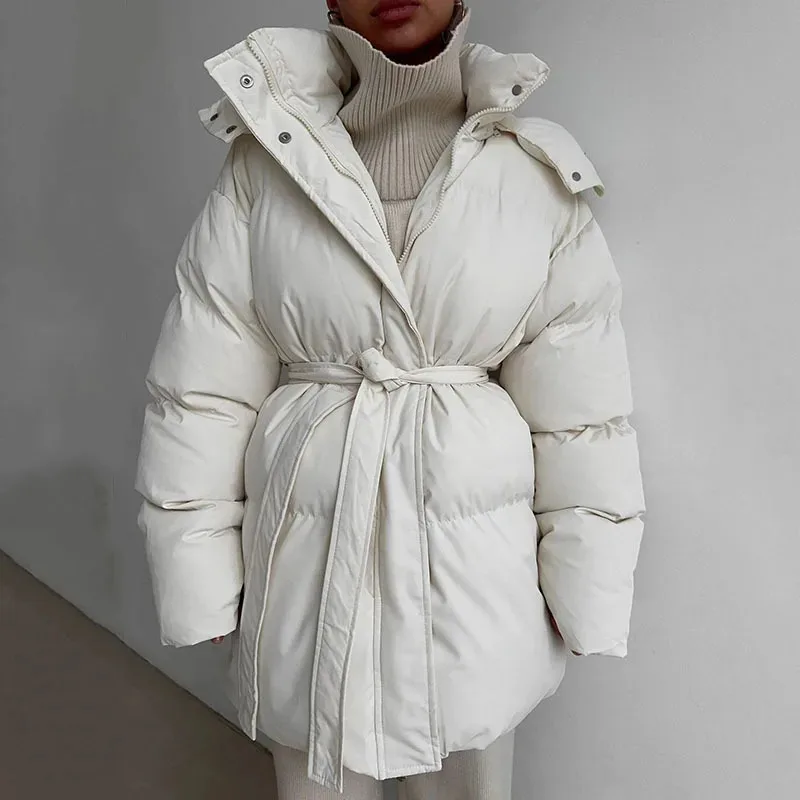 2025 Winter Mode Casual Lace-up Getailleerde Capuchon Halflange Jas Voor Vrouwen Elegante Effen Verdikte Katoenen Jas warme Jas