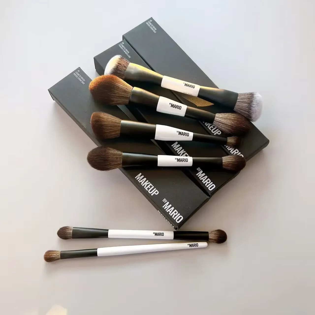 Кисть для макияжа F4 All Mario – обзор и цена Huda Beauty Makeup Brush Set