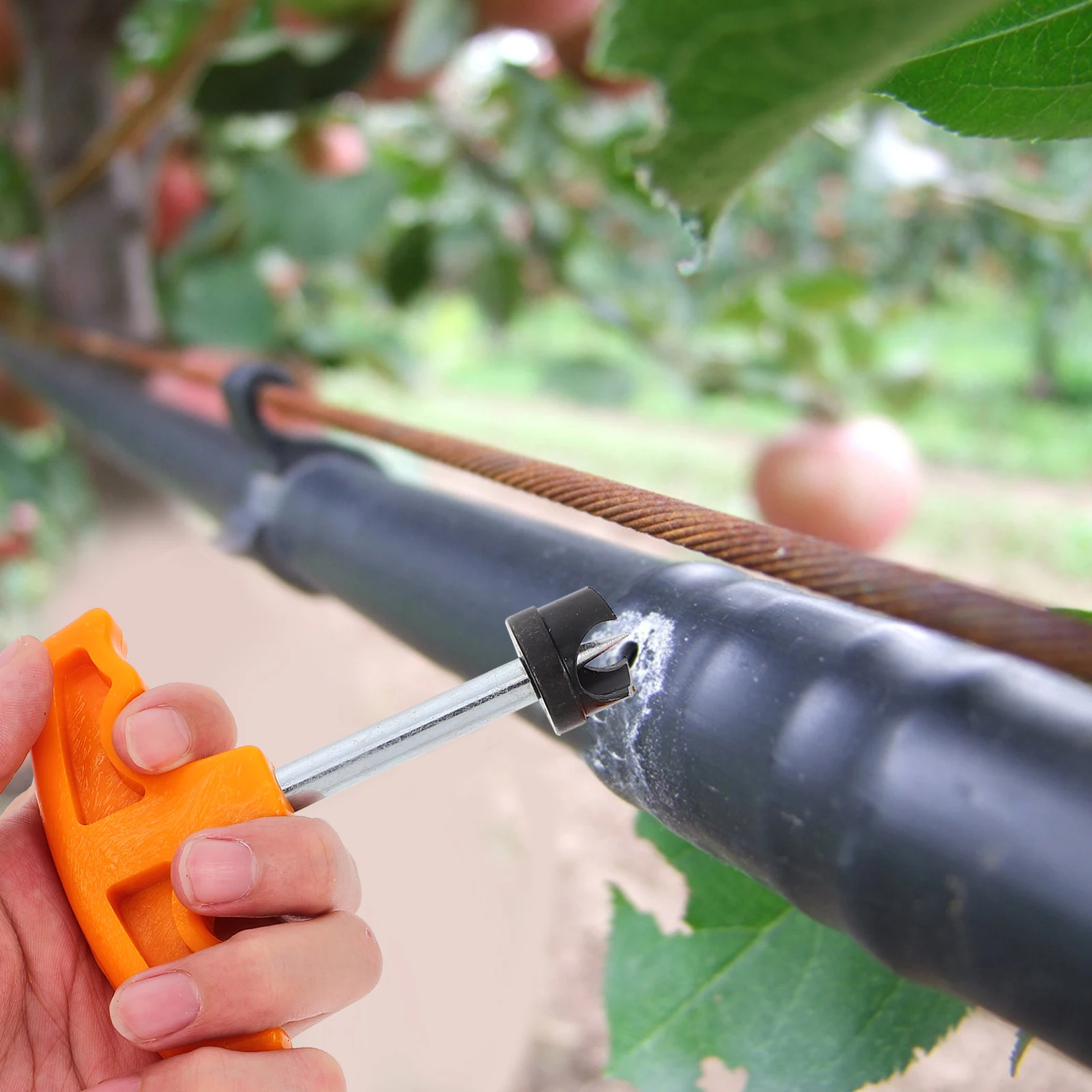 

Multipurpose Water Saving Irrigator Punch Drip Irrigation Kit Hole Puncher Adjustable Size Garden Tool Set Plastic Punch Tool