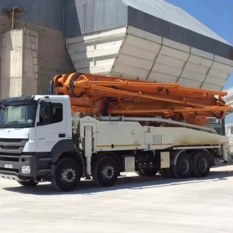 High Efficiency 33m 3 Axles Concrete Pump Machine Vietnam for Sale Construction Equipment Bomba Hormigón