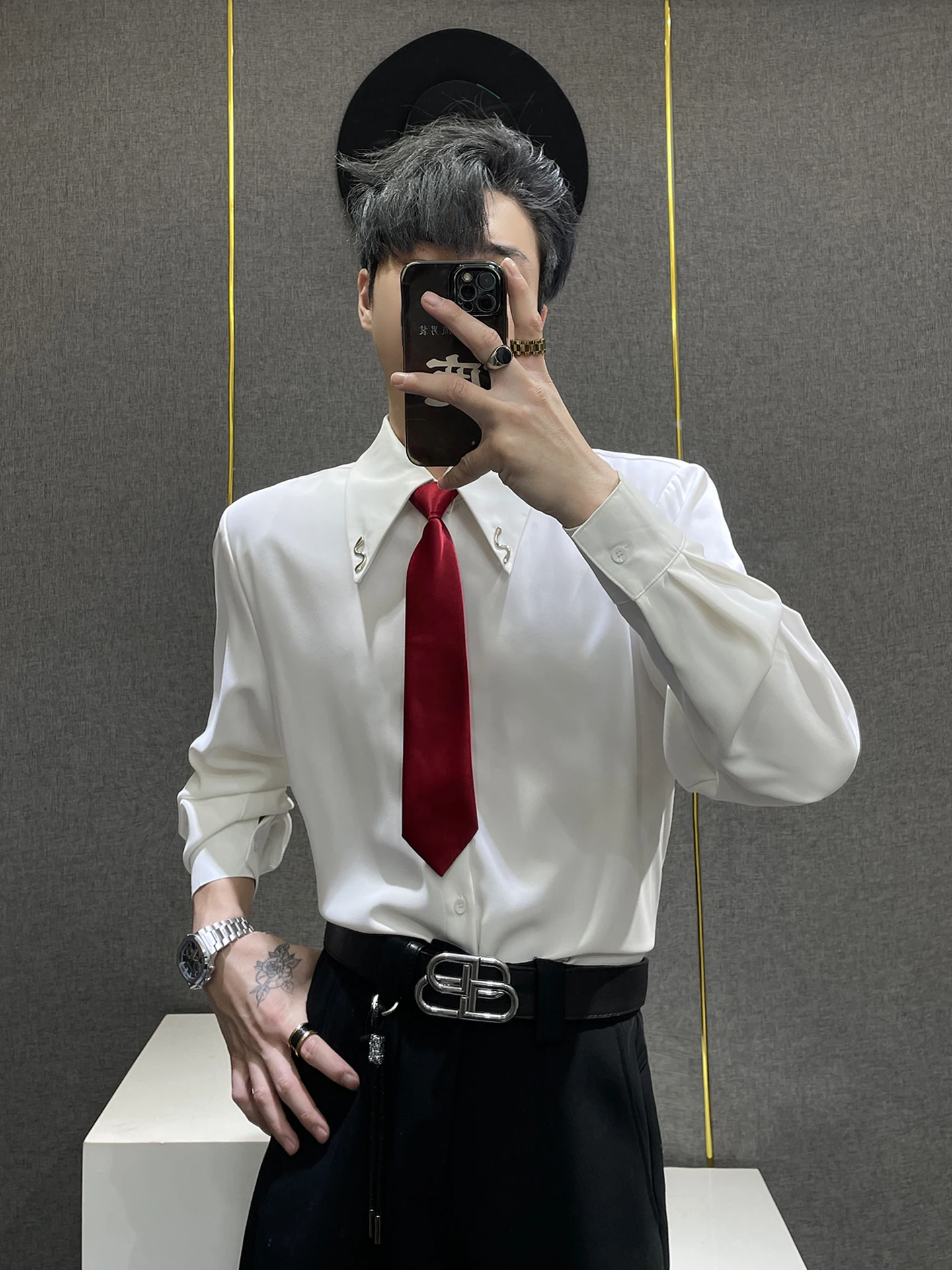 

Металлическая рубашка с подплечниками и длинными рукавами для мужчин, повседневная, из полиэфирного волокна, не требует глажки, премиум-класс, для ношения под одеждой